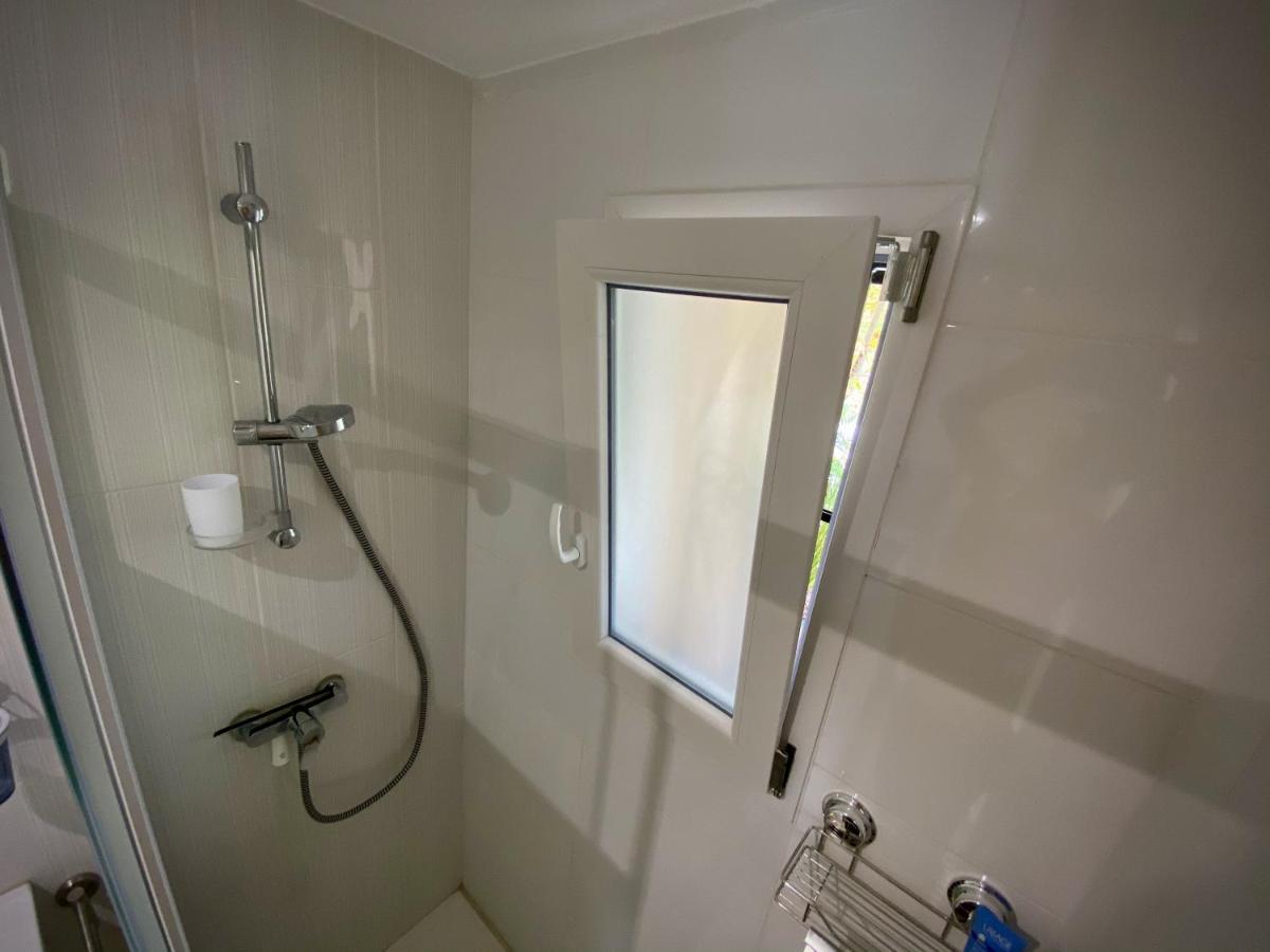 Superbe Appartement , Tout Confort, 40 M2 + 10 M2 Terrasse Empuriabrava Esterno foto